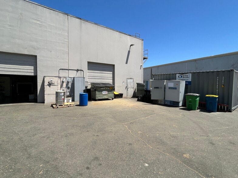 More Photos Of 8500 Morrison Creek Dr, Sacramento Warehouse For Sale
