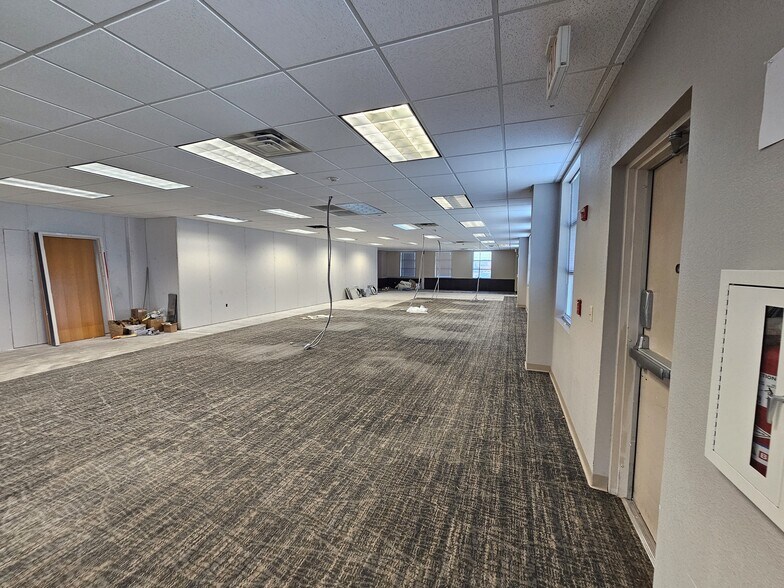 More Photos Of 1202 E South 11th St, Abilene Office For Lease