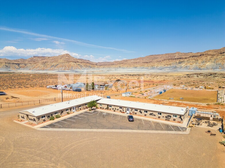 Primary Photo Of 605 S Independence Dr, Big Water Hotel For Sale