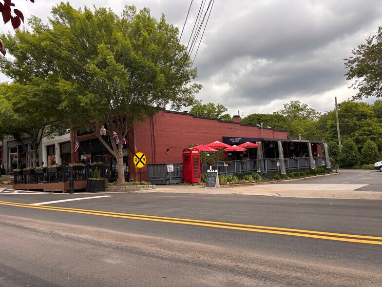 More Photos Of 29 Jones St, Norcross Restaurant For Sale
