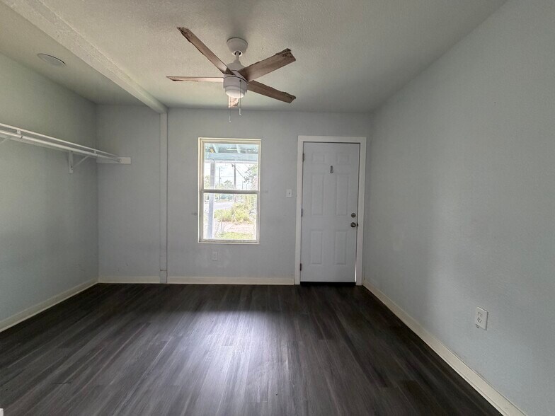 More Photos Of 101 Stanley Ct, San Antonio Multifamily For Sale