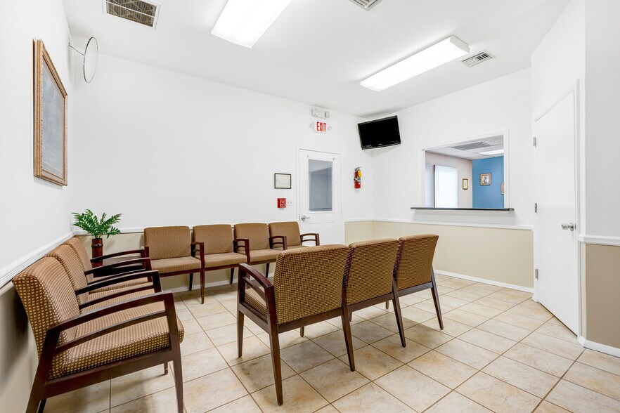 More Photos Of 1163 Route 37 W, Toms River Medical For Lease