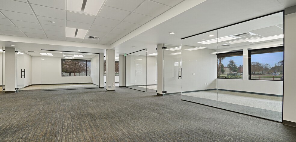 More Photos Of 4609 Quail Lakes Dr, Stockton Office For Lease