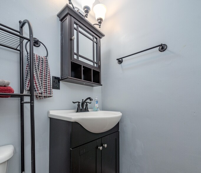 More Photos Of 10921 Walnut St, Los Alamitos Apartments For Sale