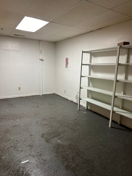 More Photos Of 1 Buffalo Ave, Concord Loft Creative Space For Sale