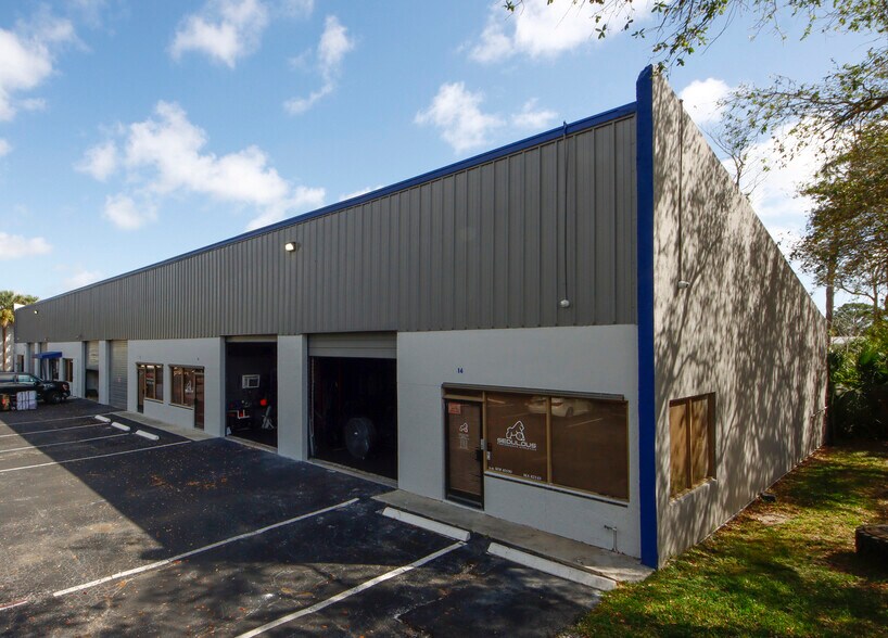 Primary Photo Of 7150 Devons Rd, Riviera Beach Warehouse For Lease