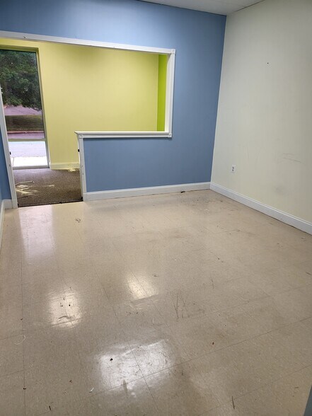 More Photos Of 21770 Beaumeade Cir, Ashburn Industrial For Sale