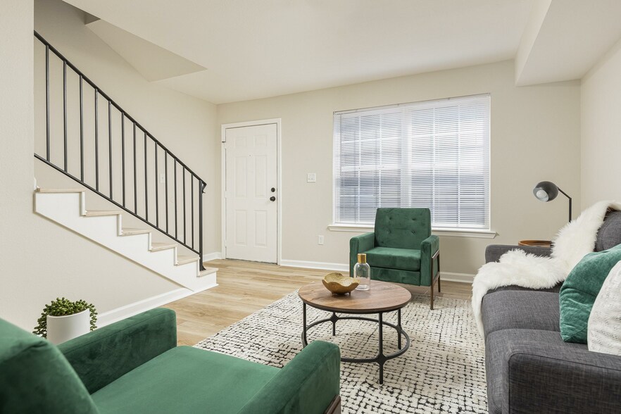 More Photos Of 1400 N Chamberlain Ave, Chattanooga Apartments For Sale