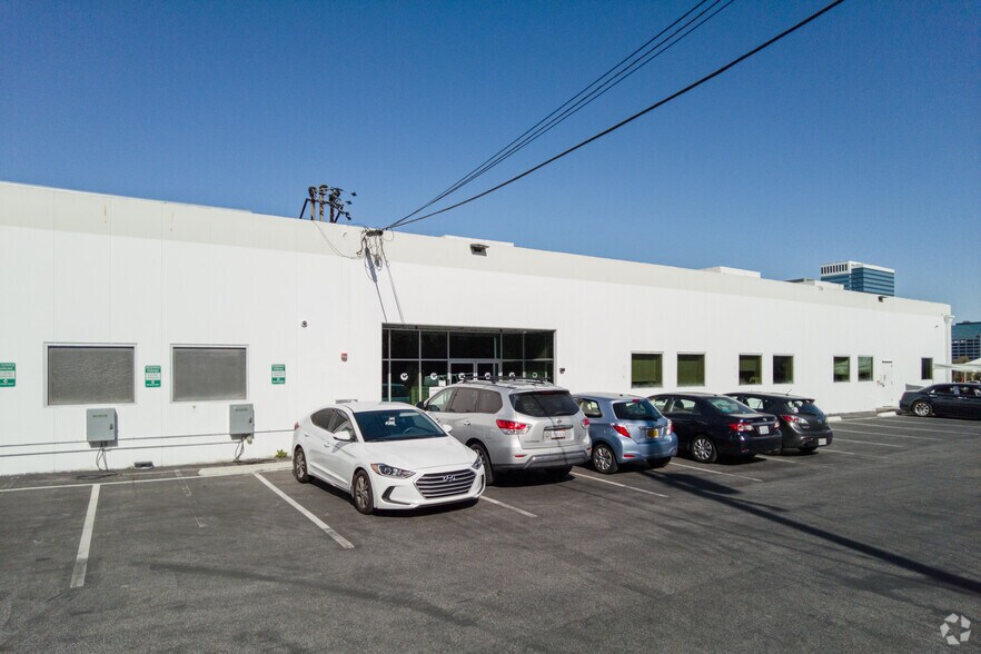 Primary Photo Of 1325 E El Segundo Blvd, El Segundo Food Processing For Lease