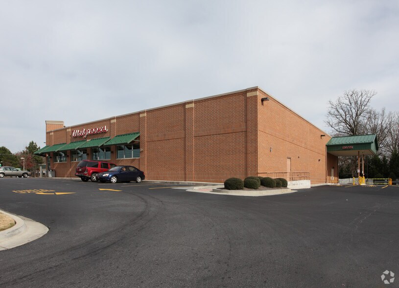More Photos Of 3732 Highway 78 W, Snellville Drugstore For Lease