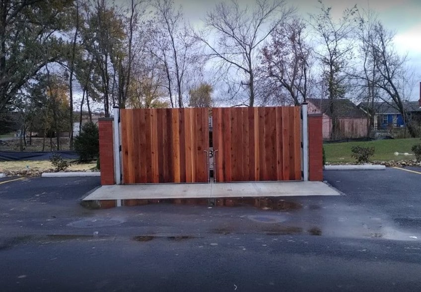 More Photos Of 795 Lafayette Rd, Medina Freestanding For Sale