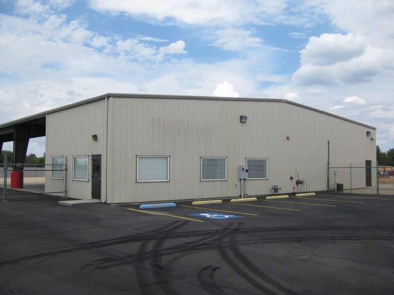 More Photos Of 2701 S Saturn Way, Boise Warehouse For Lease