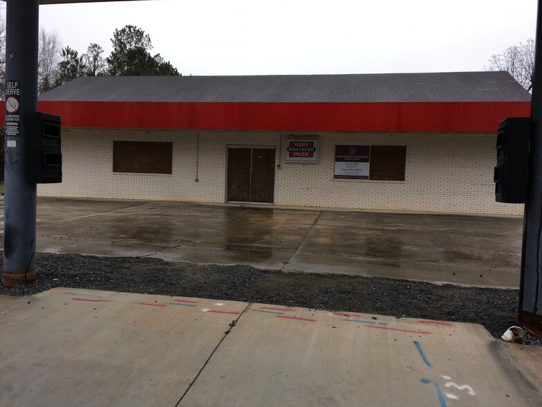 More Photos Of 1462 Lynwood Dr, Lancaster Convenience Store For Sale
