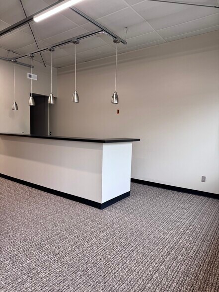 More Photos Of 2403 Nash Blvd, Council Bluffs Freestanding For Lease