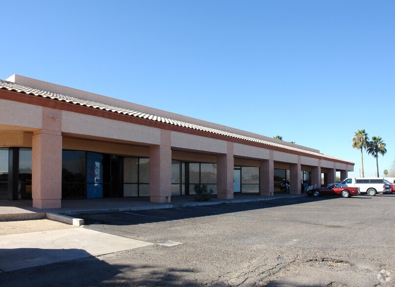 More Photos Of 8282 W Camelback Rd, Glendale Freestanding For Lease