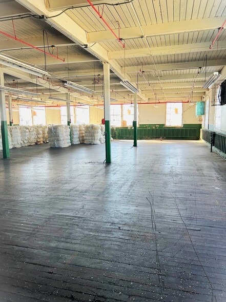 More Photos Of 750 S Main St, Piqua Manufacturing For Sale