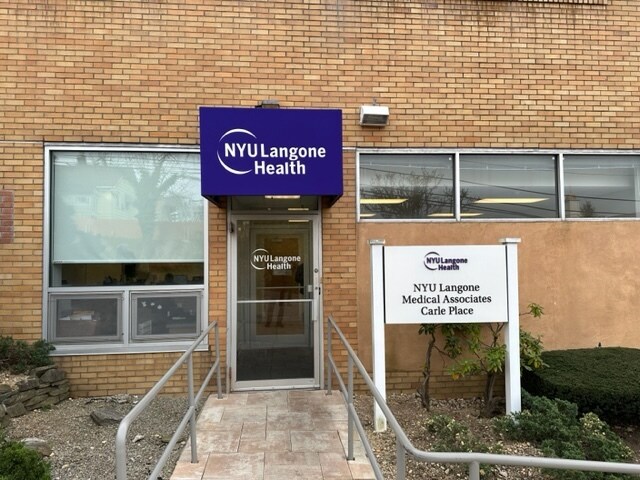 More Photos Of 200 Stonehinge Ln, Carle Place Medical For Lease