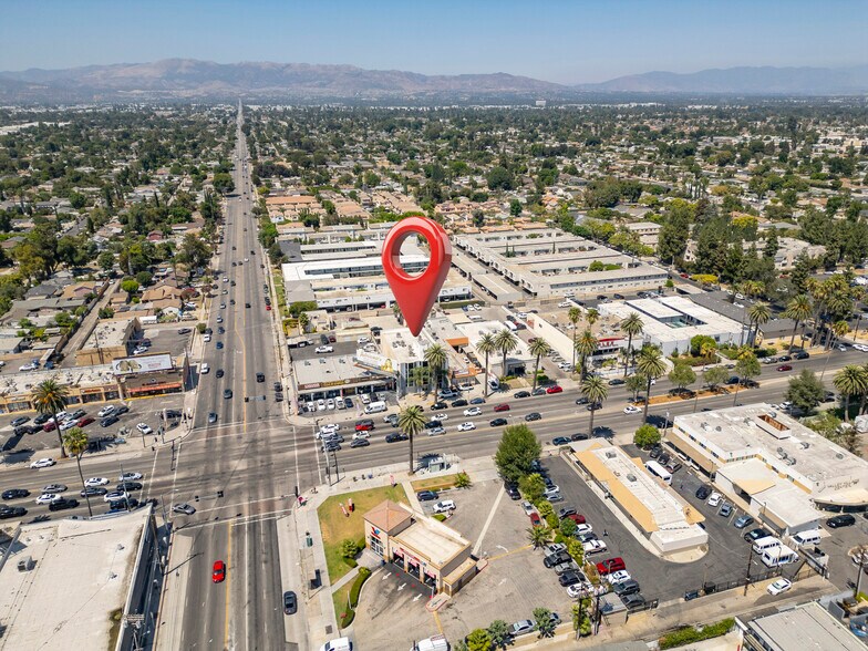 More Photos Of 20847 Sherman Way, Canoga Park Office For Sale