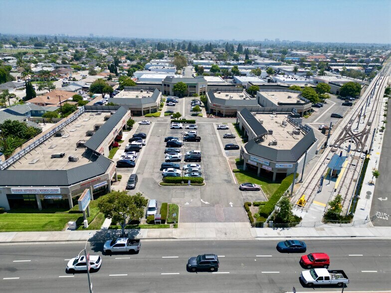 More Photos Of 13902 Harbor Blvd, Garden Grove Warehouse For Sale
