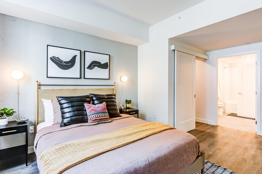 More Photos Of 1100 Webster St, Oakland Apartments For Lease