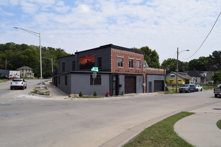 More Photos Of 1730 W 39th Ave, Kansas City Light Distribution For Sale