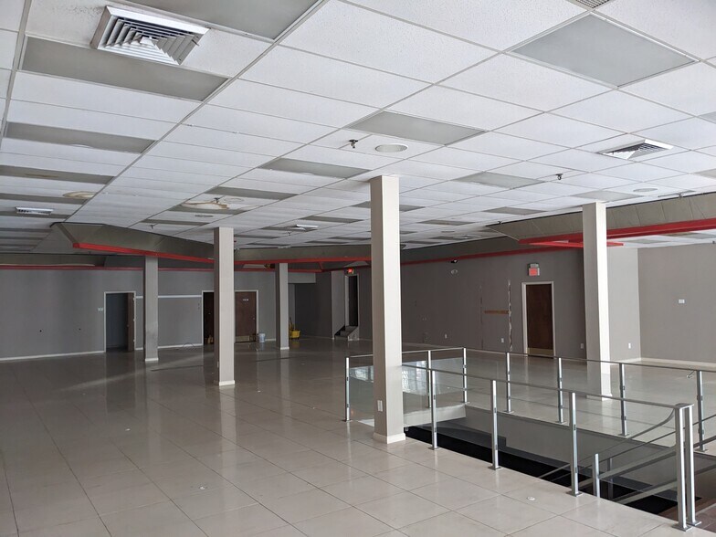 More Photos Of 493-495 Broadway, Bayonne Storefront Retail Office For Lease
