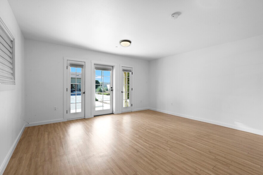 More Photos Of 3511-3513 Numancia St, Santa Ynez Apartments For Sale