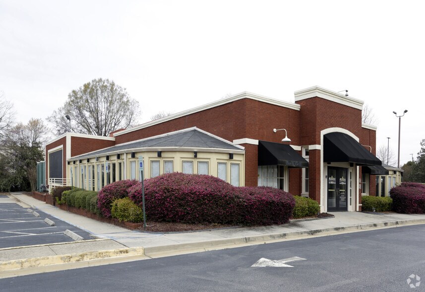 More Photos Of 1161 Old Salem Rd, Conyers General Retail For Sale