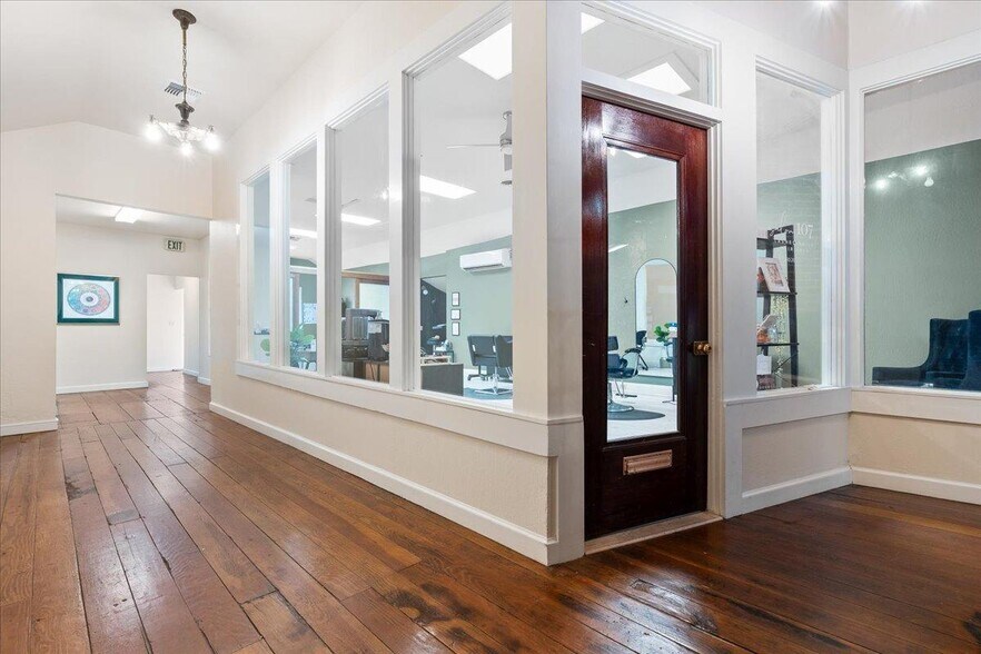 More Photos Of 107 W Main St, Grass Valley Storefront Retail Office For Sale