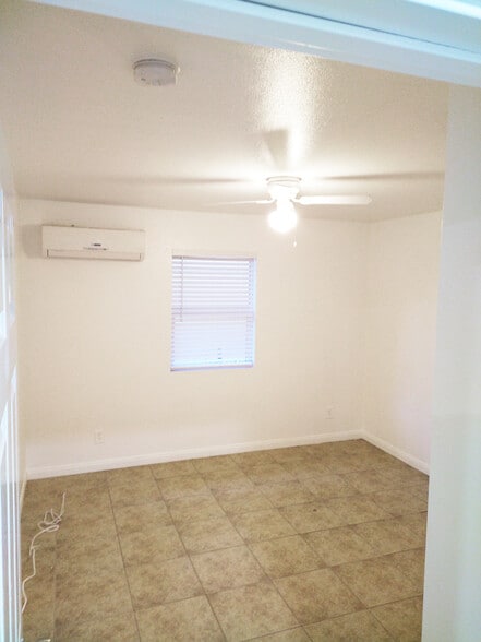 More Photos Of 2105-2125 Donna St 811 & 813 Judson ave, North Las Vegas Apartments For Sale