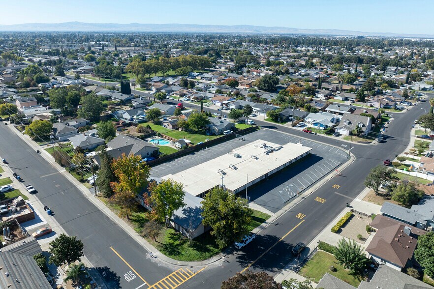 More Photos Of 444 Argonaut St, Manteca Religious Facility For Lease