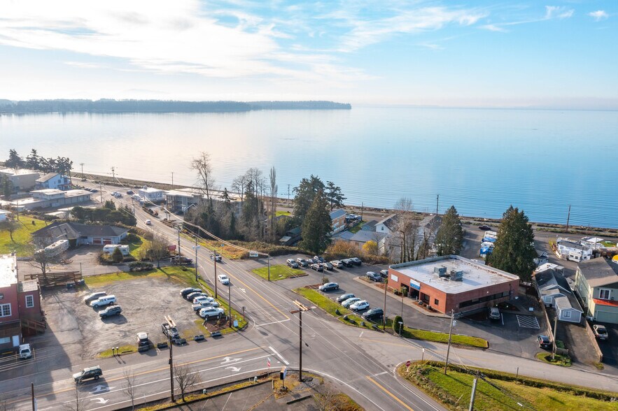 More Photos Of 8097 Harborview Rd, Blaine Office For Lease