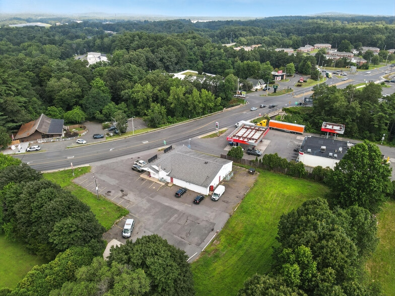 More Photos Of 417 N Elm St, Westfield Land For Lease