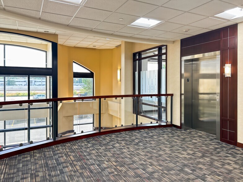 More Photos Of 4470 W 78th Street Cir, Bloomington Coworking Space