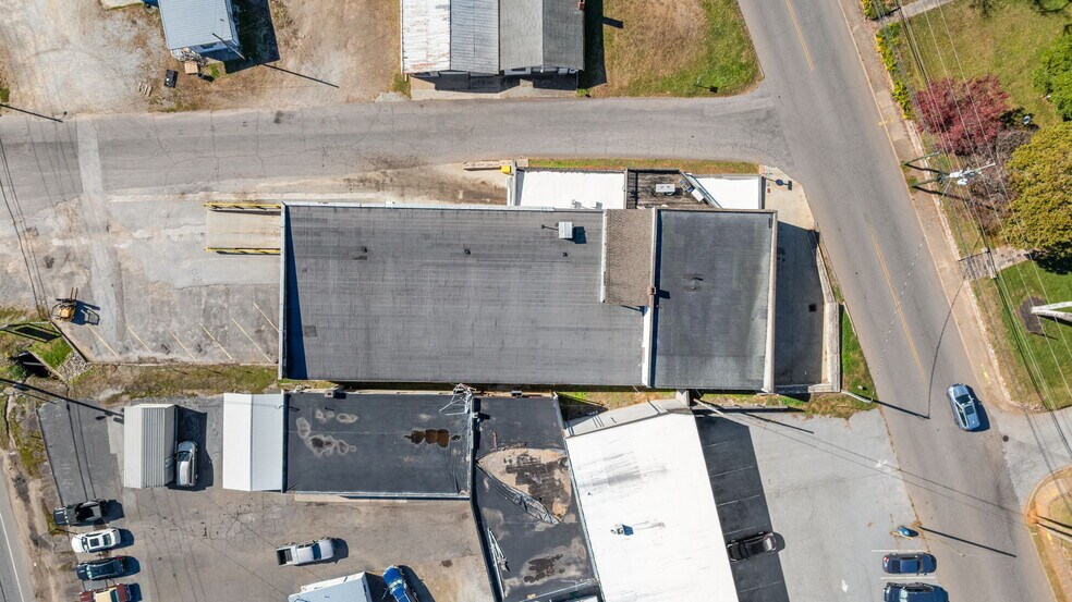 More Photos Of 24 Commerce St, Franklin Industrial For Sale