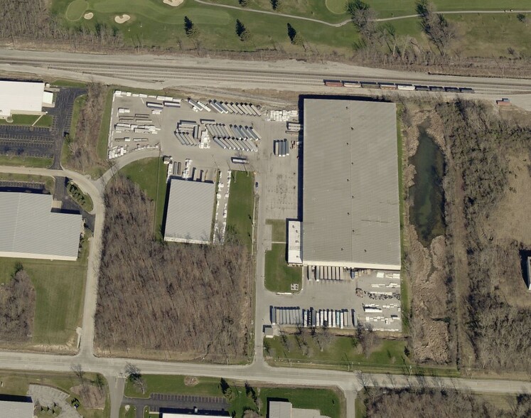 Primary Photo Of 9501 Airport Dr, Fort Wayne Manufacturing For Sale