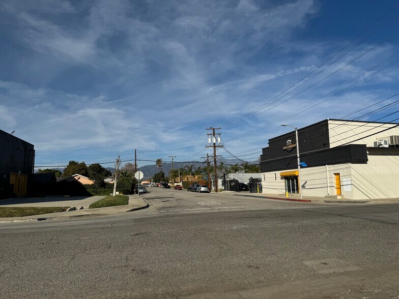 More Photos Of 204 Loranne Ave, Pomona Warehouse For Sale