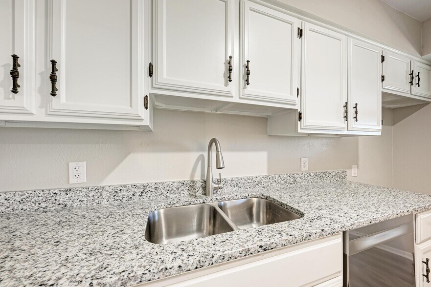 More Photos Of 3225 County Road 111, Lampasas Specialty For Sale