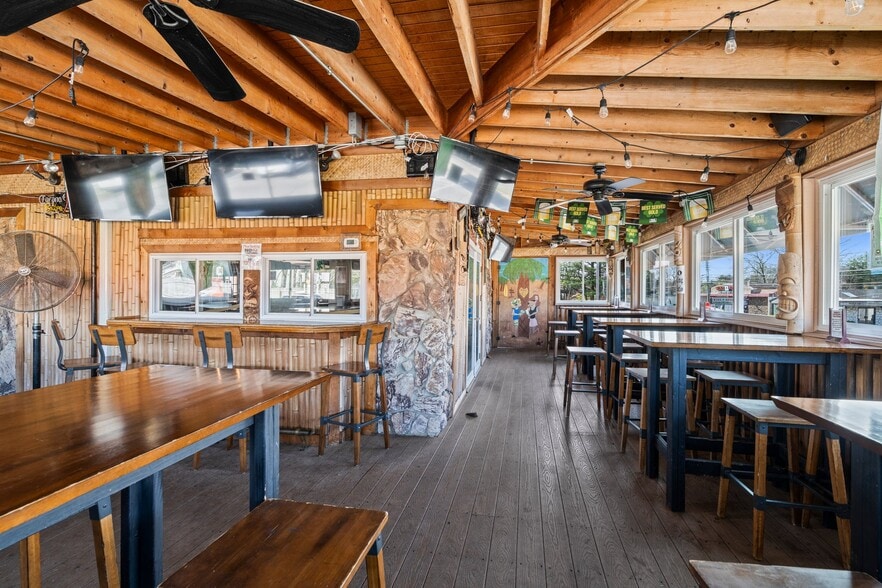More Photos Of 814 S White Horse Pike, Somerdale Restaurant For Sale