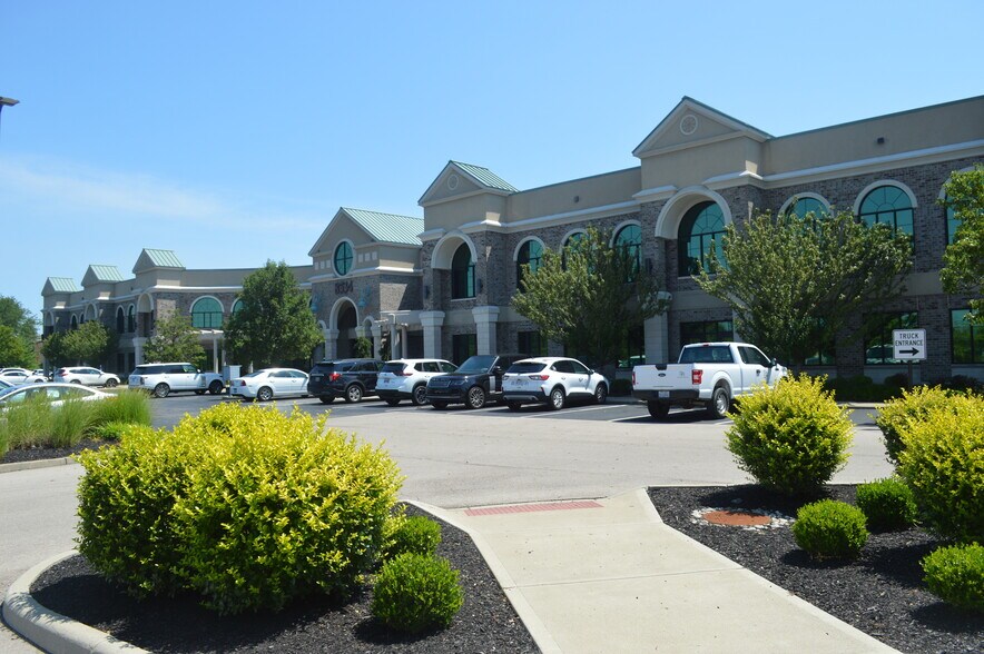 More Photos Of 8534 Yankee St, Dayton Office For Sale