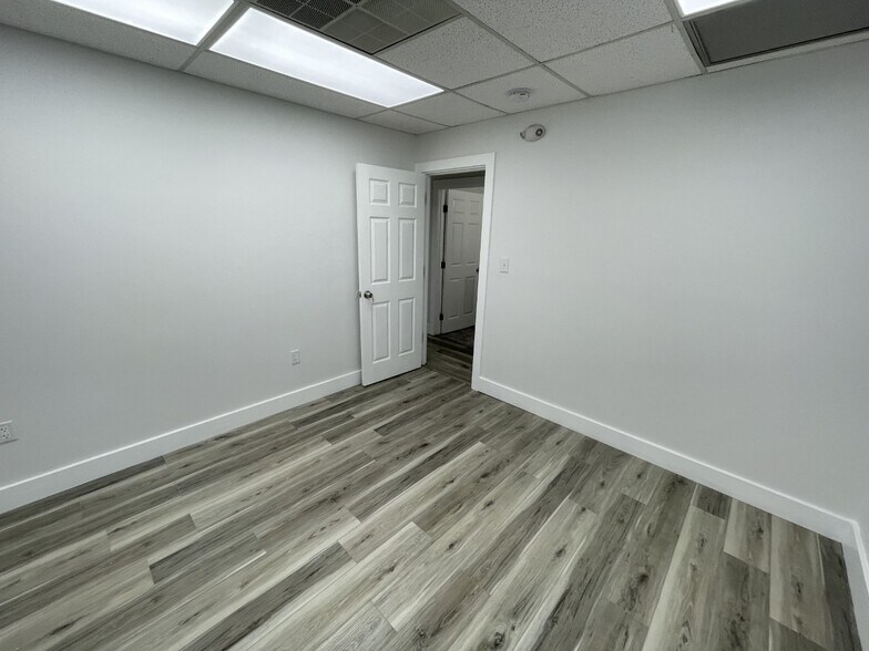 More Photos Of 1002-1022 W State Road 436, Altamonte Springs Unknown For Lease