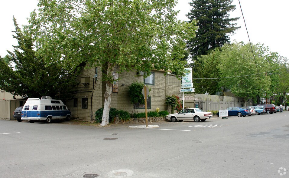 More Photos Of 16390 4th St, Guerneville Hotel For Sale