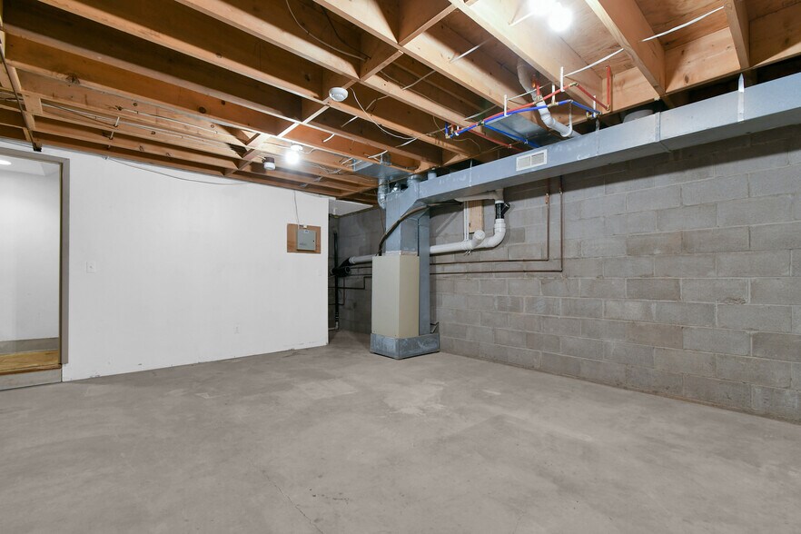 More Photos Of 391 E Livingston Ave, Columbus Office Residential For Sale