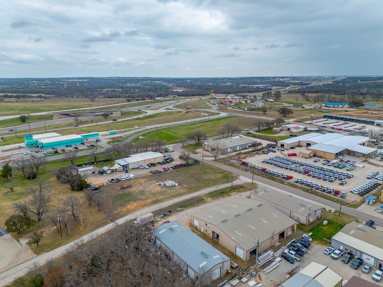 More Photos Of 1814 Barnett Dr, Weatherford Unknown For Lease