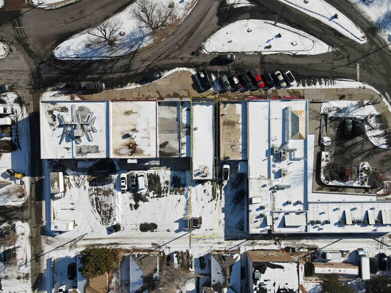 More Photos Of 1435 Florence St, Aurora Storefront For Sale