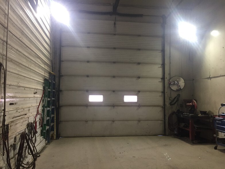 More Photos Of 118 N State Route 1, Saint Anne Warehouse For Sale
