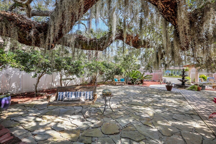 More Photos Of 24 Van Horne Ave, Tybee Island Hospitality For Sale