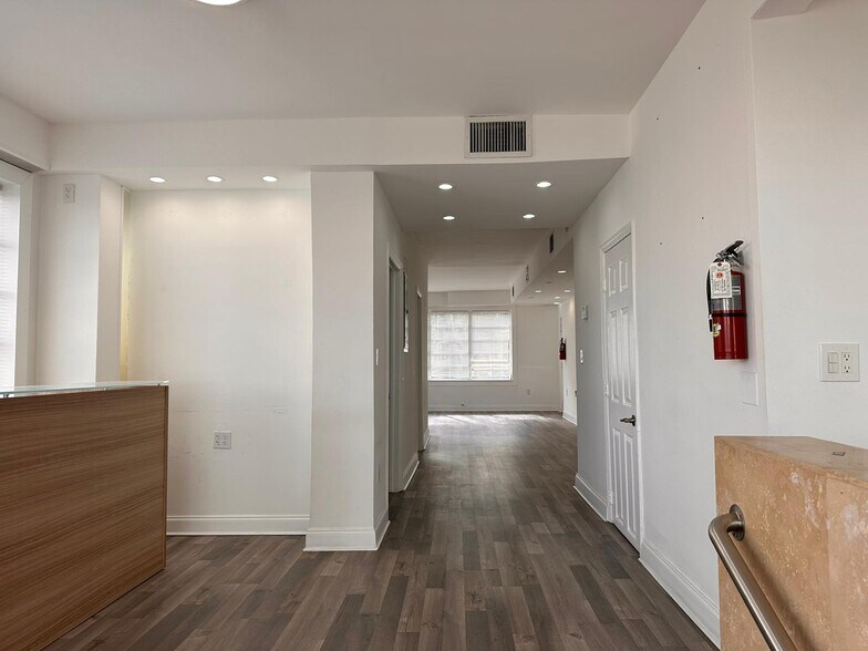 More Photos Of 901 Pennsylvania Ave, Miami Beach Apartments For Sale