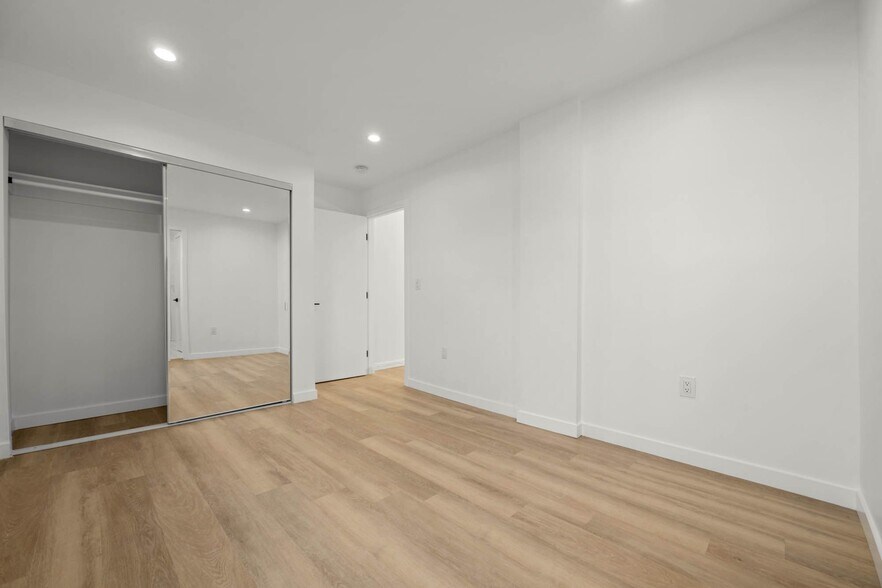 More Photos Of 8419-8425 S Western Ave, Los Angeles Apartments For Sale