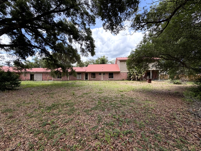 More Photos Of 4215 Stearns Rd, Valrico Lodge Meeting Hall For Sale
